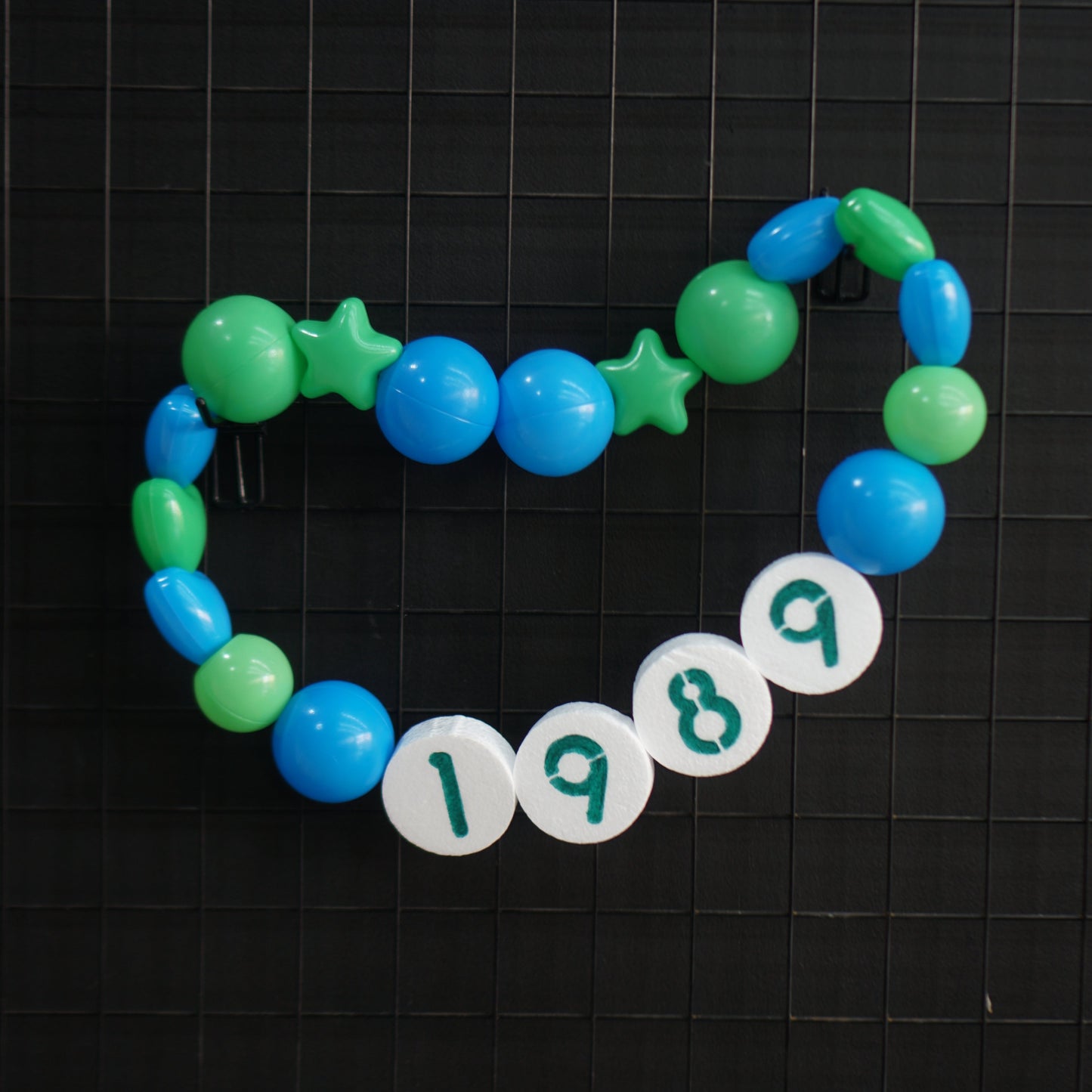 1989 Friendship Bracelet Garland